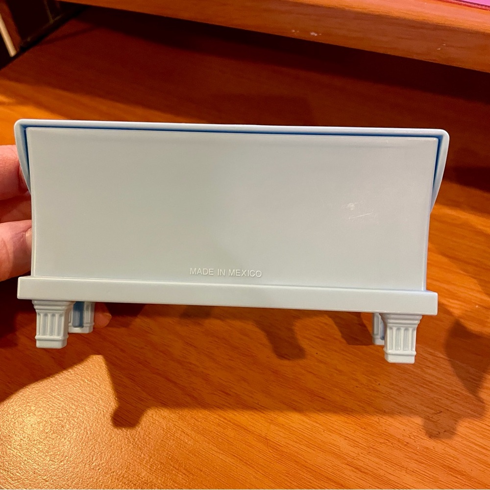 Fisher-Price Loving Family Furniture Lot – Blue Sofa, 2 Chairs, Tea Party Table - Picture 7 of 7